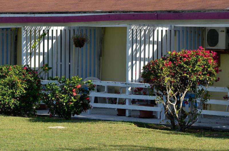 Anegada Reef Hotel The Settlement エクステリア 写真